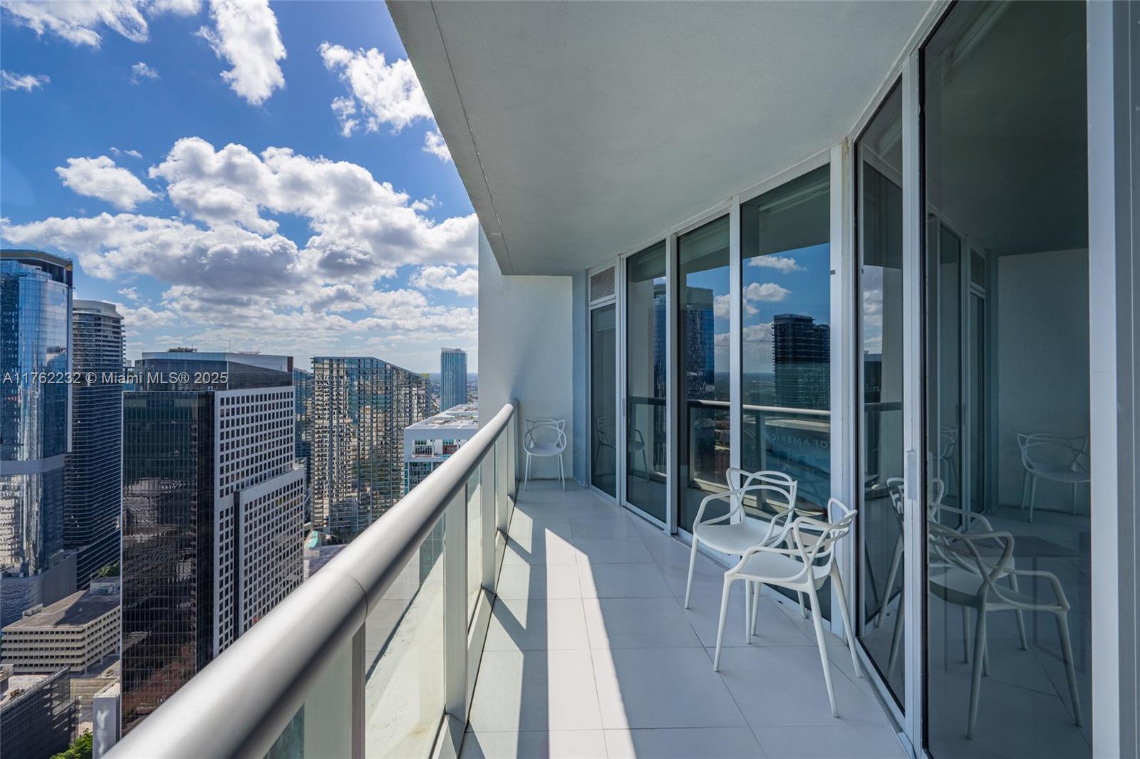 495 Brickell Avenue, Unit 4907 Miami, FL 33131 - Photo 32 of 65