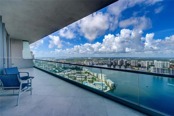 $37,500 | 18501 Collins Avenue, Unit 5001, Sunny Isles Beach, FL 33160