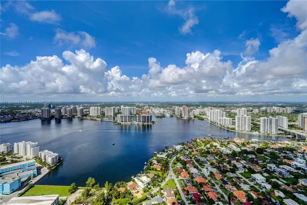 $37,500 | 18501 Collins Avenue, Unit 5001, Sunny Isles Beach, FL 33160