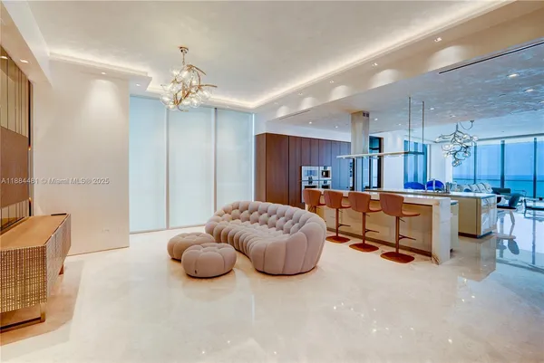 $37,500 | 18501 Collins Avenue, Unit 5001, Sunny Isles Beach, FL 33160