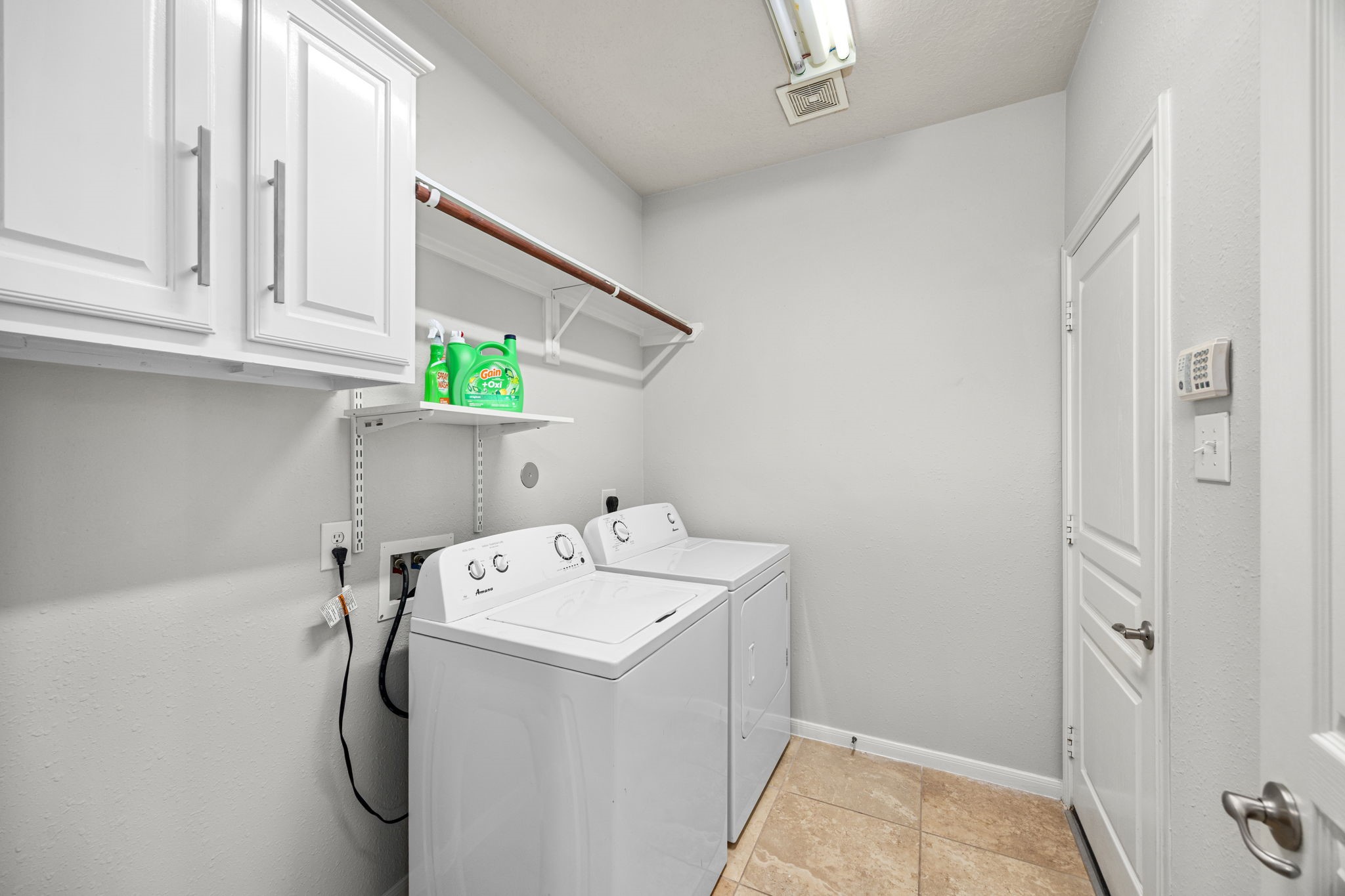 4402 Eden Point Lane Katy, TX 77494 - Photo 35 of 43 a utility room with dryer and washer