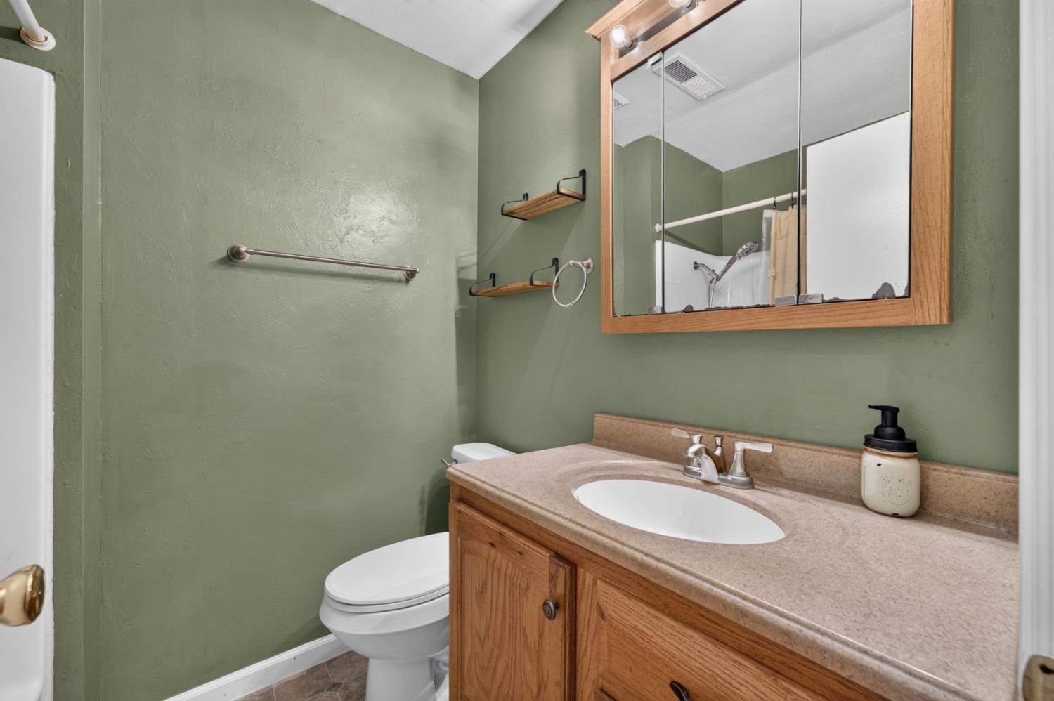204 Barry Road Yuba City, CA 95991 - Photo 17 of 47