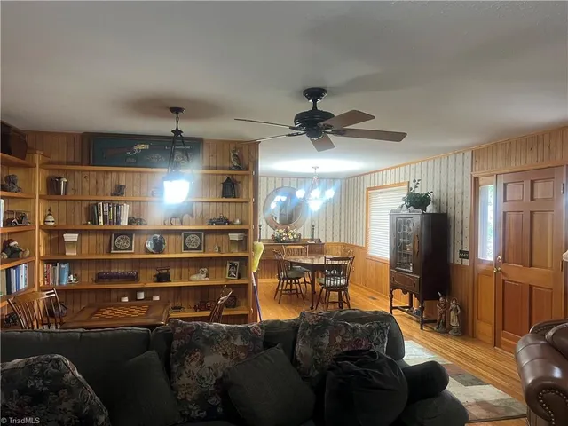 $449,900 | 746 Cascade Trail, Fancy Gap, VA 24328