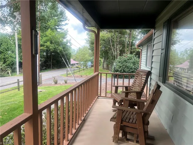 $449,900 | 746 Cascade Trail, Fancy Gap, VA 24328