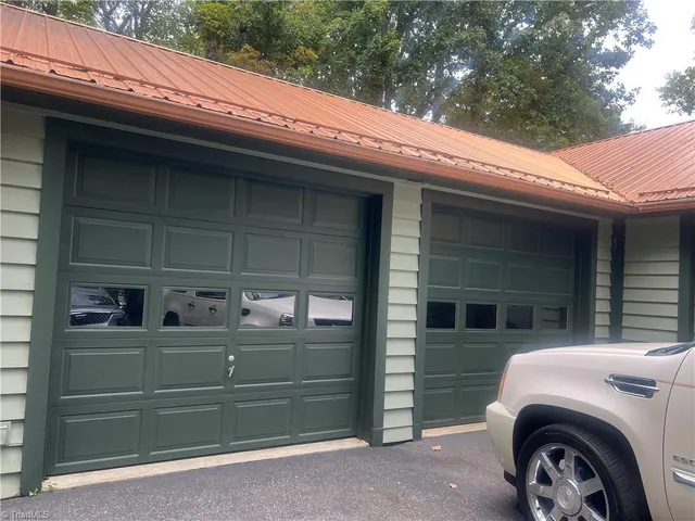 $449,900 | 746 Cascade Trail, Fancy Gap, VA 24328