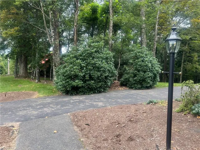 $449,900 | 746 Cascade Trail, Fancy Gap, VA 24328