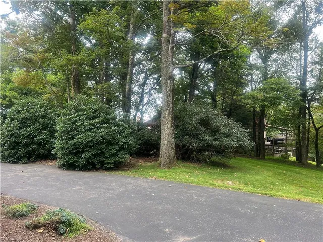 $449,900 | 746 Cascade Trail, Fancy Gap, VA 24328