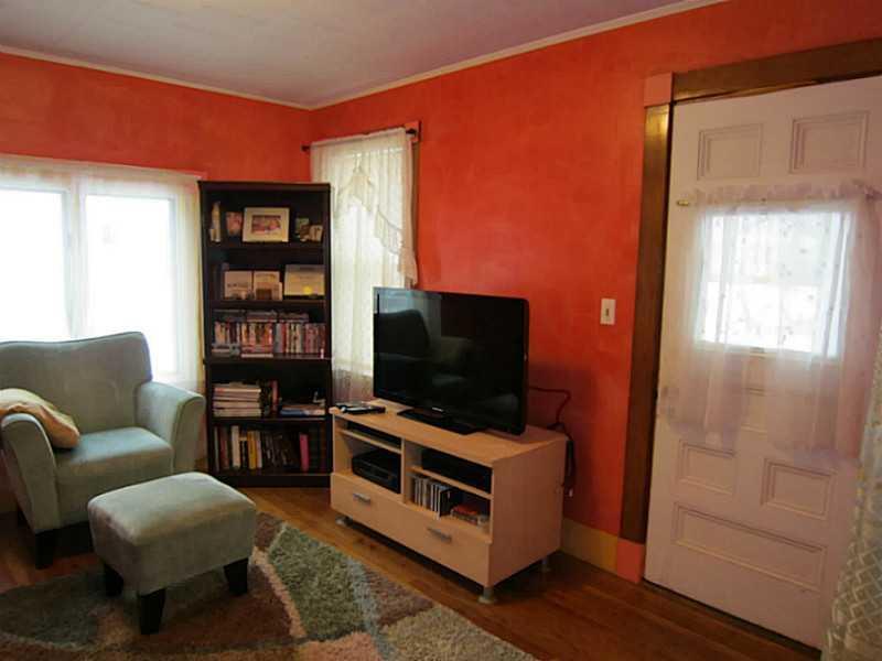 6 Blackswoods Road Franklin, ME 04634 - Photo 11 of 20 Living Room.