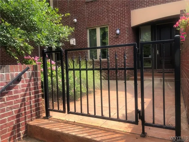 $4,700 | 11 Ojibwa Circle, Buffalo, NY 14202