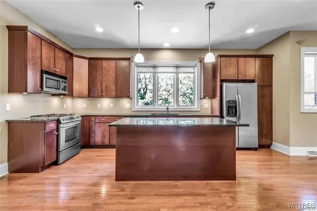 $4,700 | 11 Ojibwa Circle, Buffalo, NY 14202