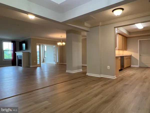 $485,000 | 485 Harbor Side Street, Unit 412, Woodbridge, VA 22191