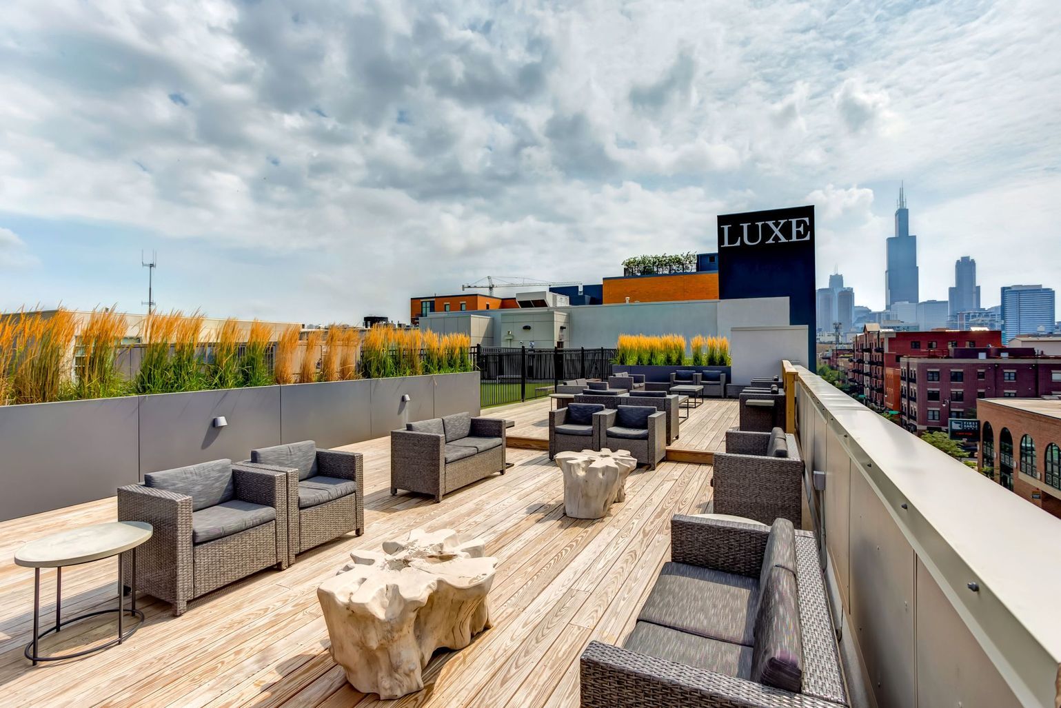 1222 West Madison Street, Unit 501 Chicago, IL 60607 - Photo 13 of 24 a terrace view with sitting space