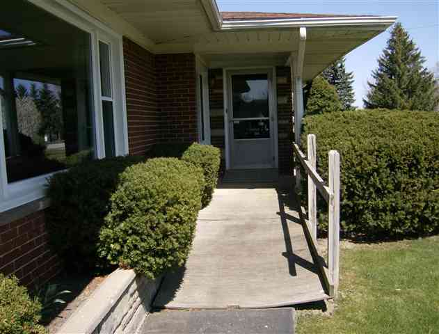 5210 South Sandusky Road Peck, MI 48466 - Photo 19 of 21 This is a close up view of the front of the home.