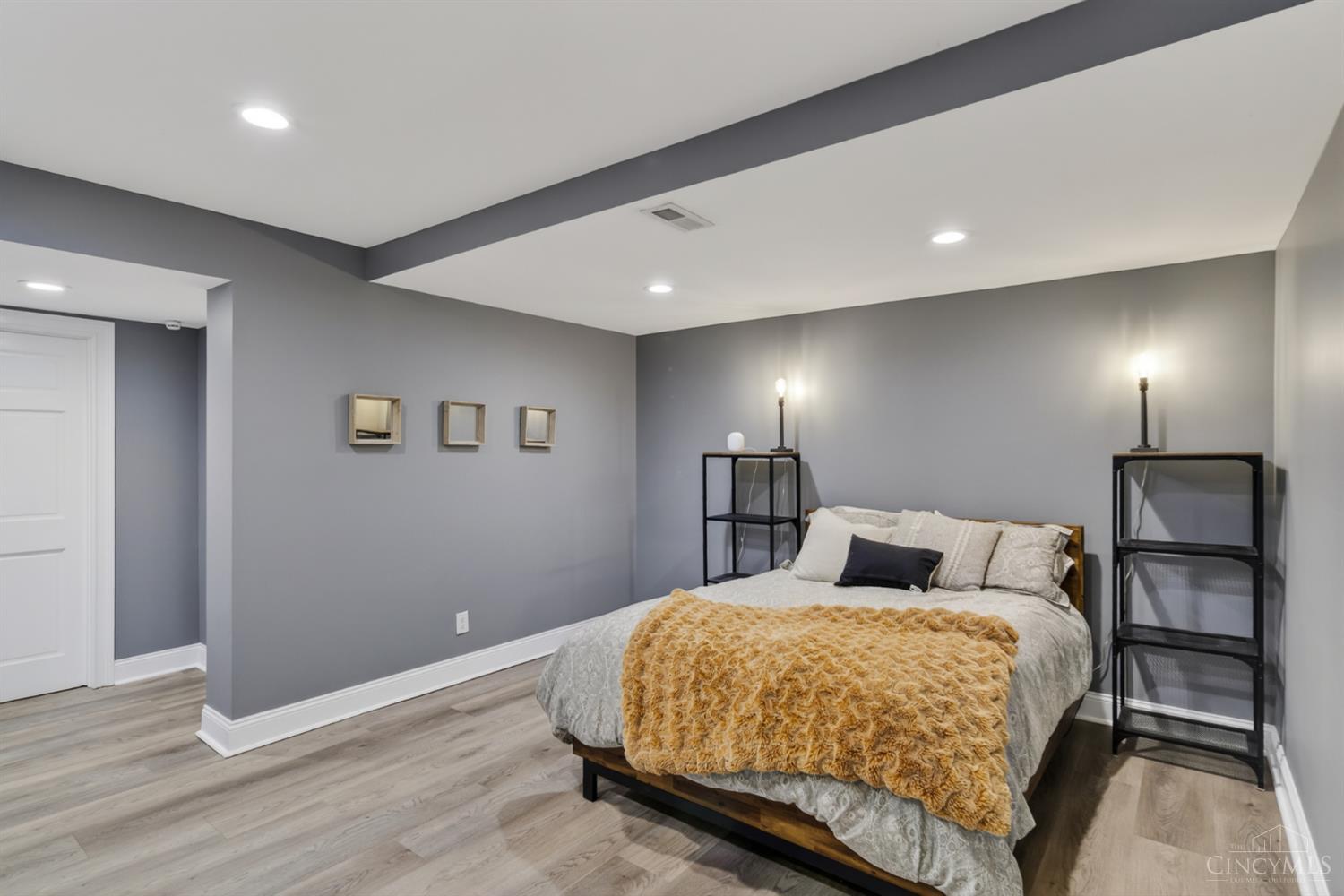 7703 Cooper Road Montgomery, OH 45242 - Photo 51 of 89 Gallery Image 51