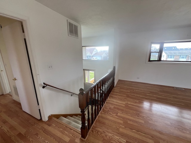 546 Yarmouth Road Elk Grove Village, IL 60007 - Photo 13 of 18 a view of entryway with wooden floor