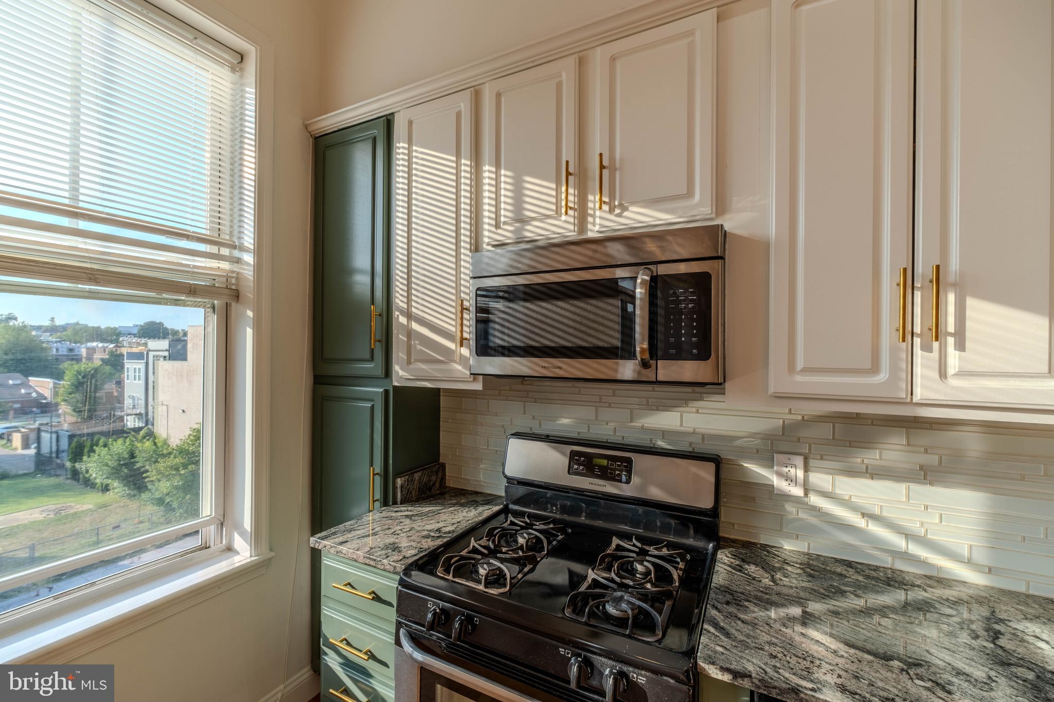 1629 L Street Northeast, Unit 305 Washington, DC 20002 - Photo 7 of 27