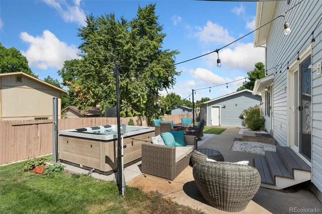 a view of outdoor space yard and patio