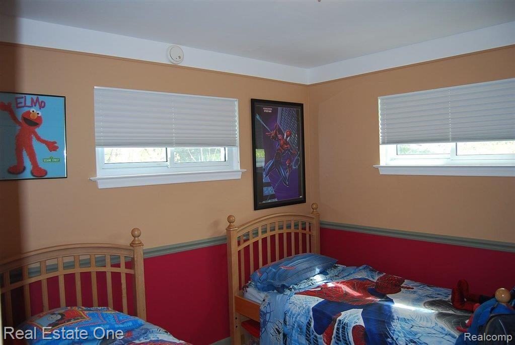 203 Thalia Avenue Rochester, MI 48307 - Photo 12 of 23 Bedroom #3