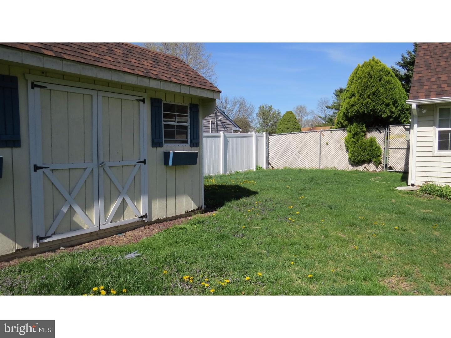 35 Silverspruce Road Levittown, PA 19056 - Photo 23 of 24 Gallery Image 23