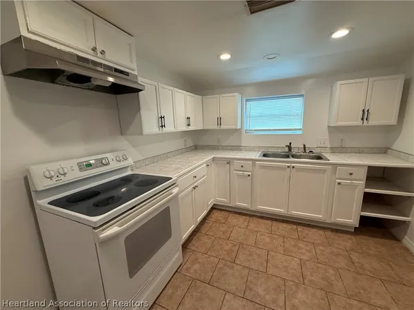 $1,650 | 801 North Anoka Avenue, Avon Park, FL 33825