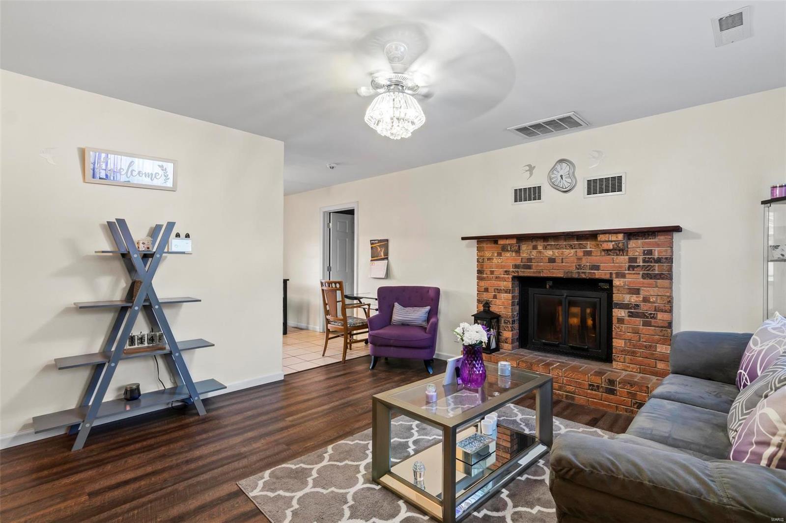 142 Union Hill Road Fairview Heights, IL 62208 - Photo 8 of 27 Gallery Image 8