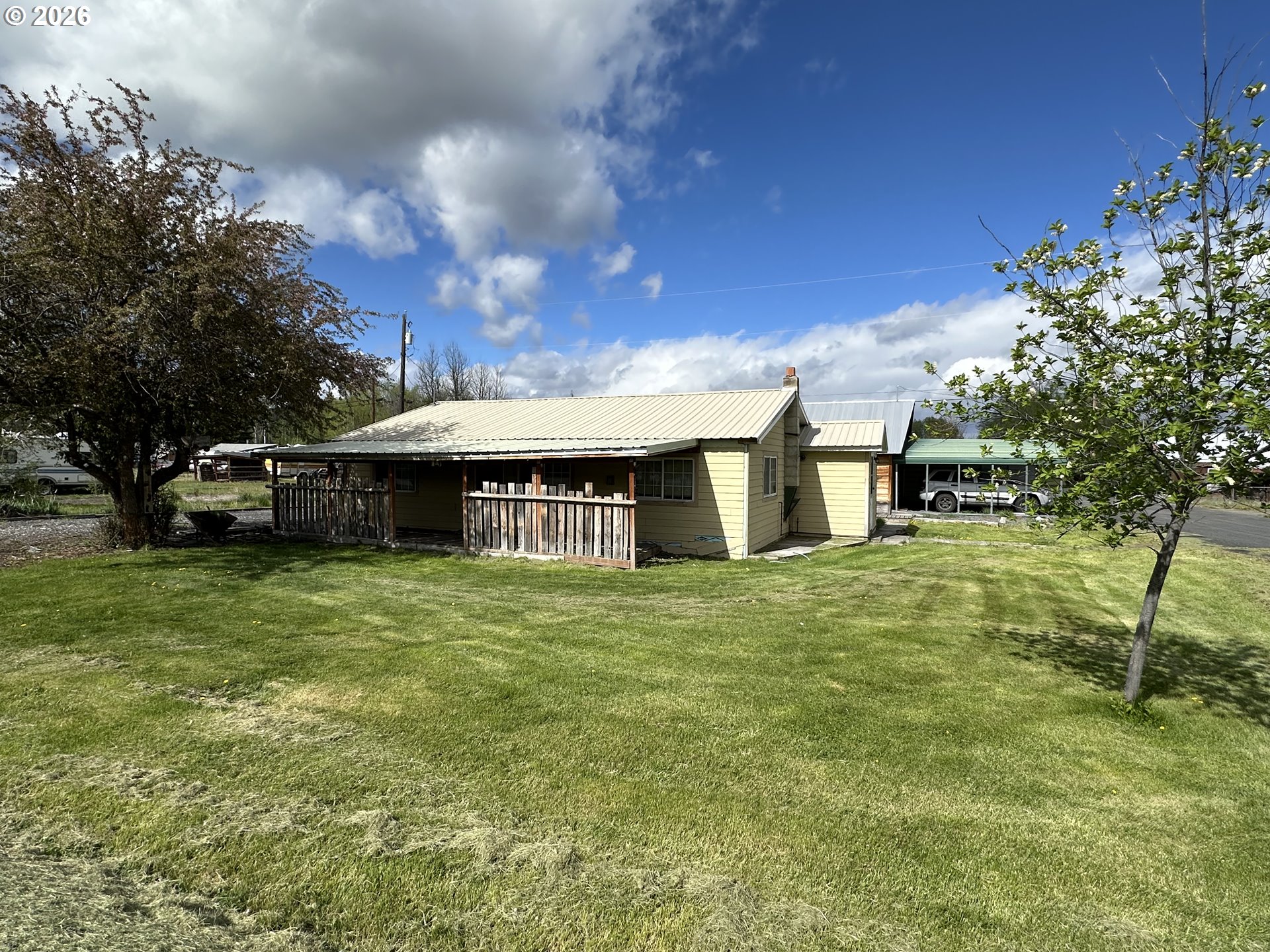 215 B Avenue Seneca, OR 97873 - Photo 4 of 33