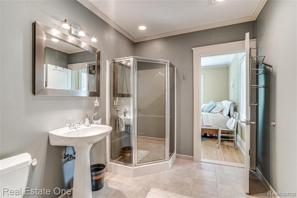 608 7th Street Rochester, MI 48307 - Photo 30 of 50
