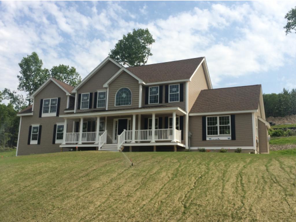 37 Silver Brook Road Salem, NH 03079 - Photo 1 of 26 Gallery Image 1