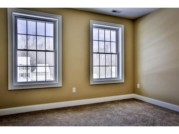 37 Silver Brook Road Salem, NH 03079 - Photo 16 of 26 Gallery Image 16