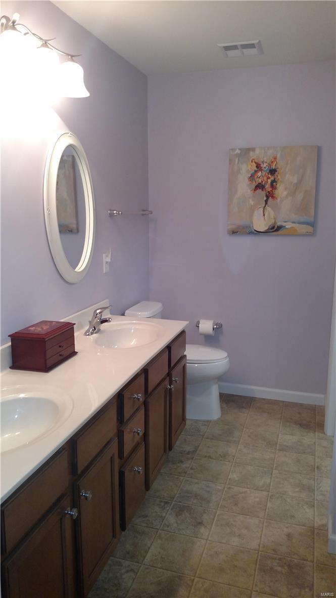 9723 Crayford Road, Unit 1C St. Louis, MO 63123 - Photo 14 of 25 Gallery Image 14