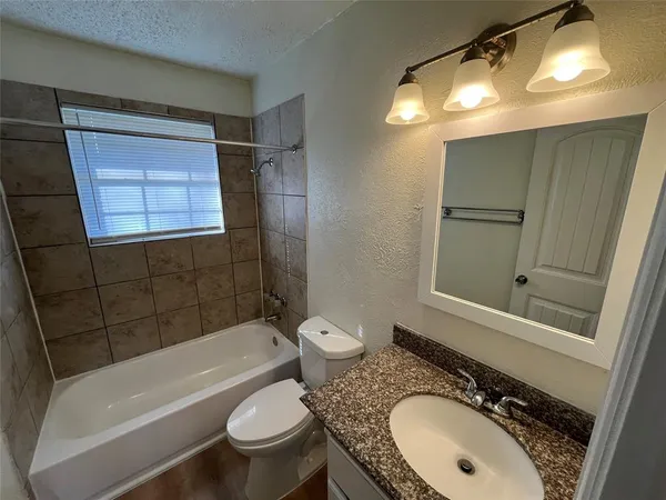 $1,500 | 817 Lilac Lane, Mesquite, TX 75149