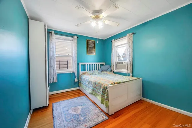 $948,888 | 81-08 164th Place | Hillcrest