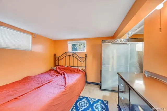 $948,888 | 81-08 164th Place | Hillcrest