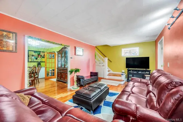 $948,888 | 81-08 164th Place | Hillcrest