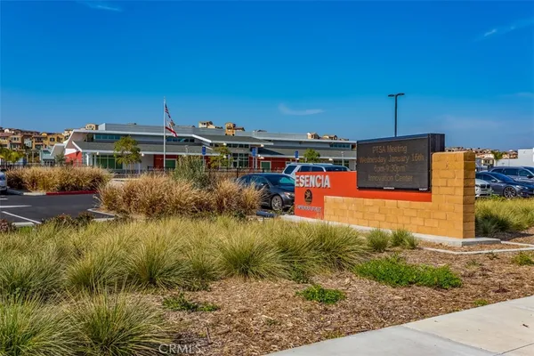 $824,900 | 131 Graze Way, Rancho Mission Viejo, CA 92694