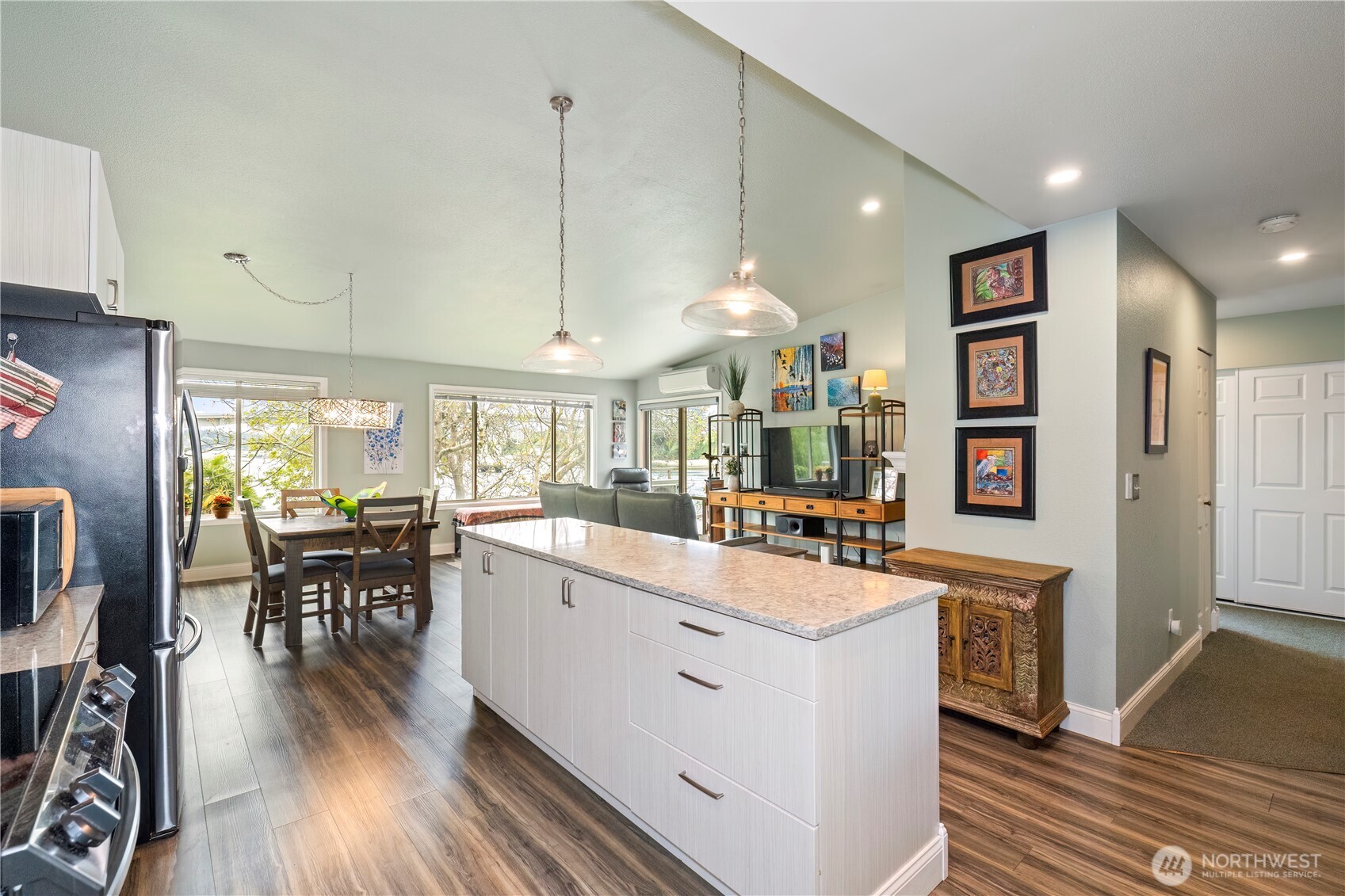 1311 Marlow Avenue, Unit C2 Bremerton, WA 98310 - Photo 6 of 39