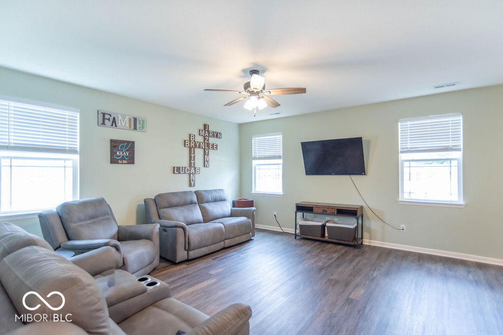 3330 South Cordell Road New Palestine, IN 46163 - Photo 10 of 49