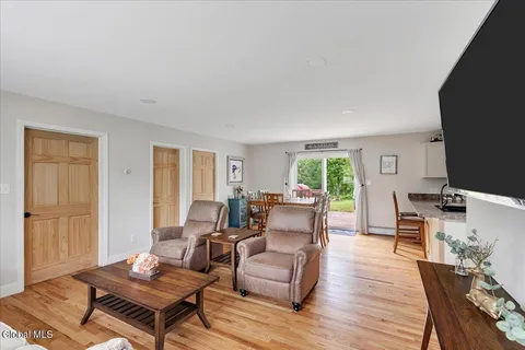 $375,000 | 5 Lake Hills Road, Brunswick, NY 12180