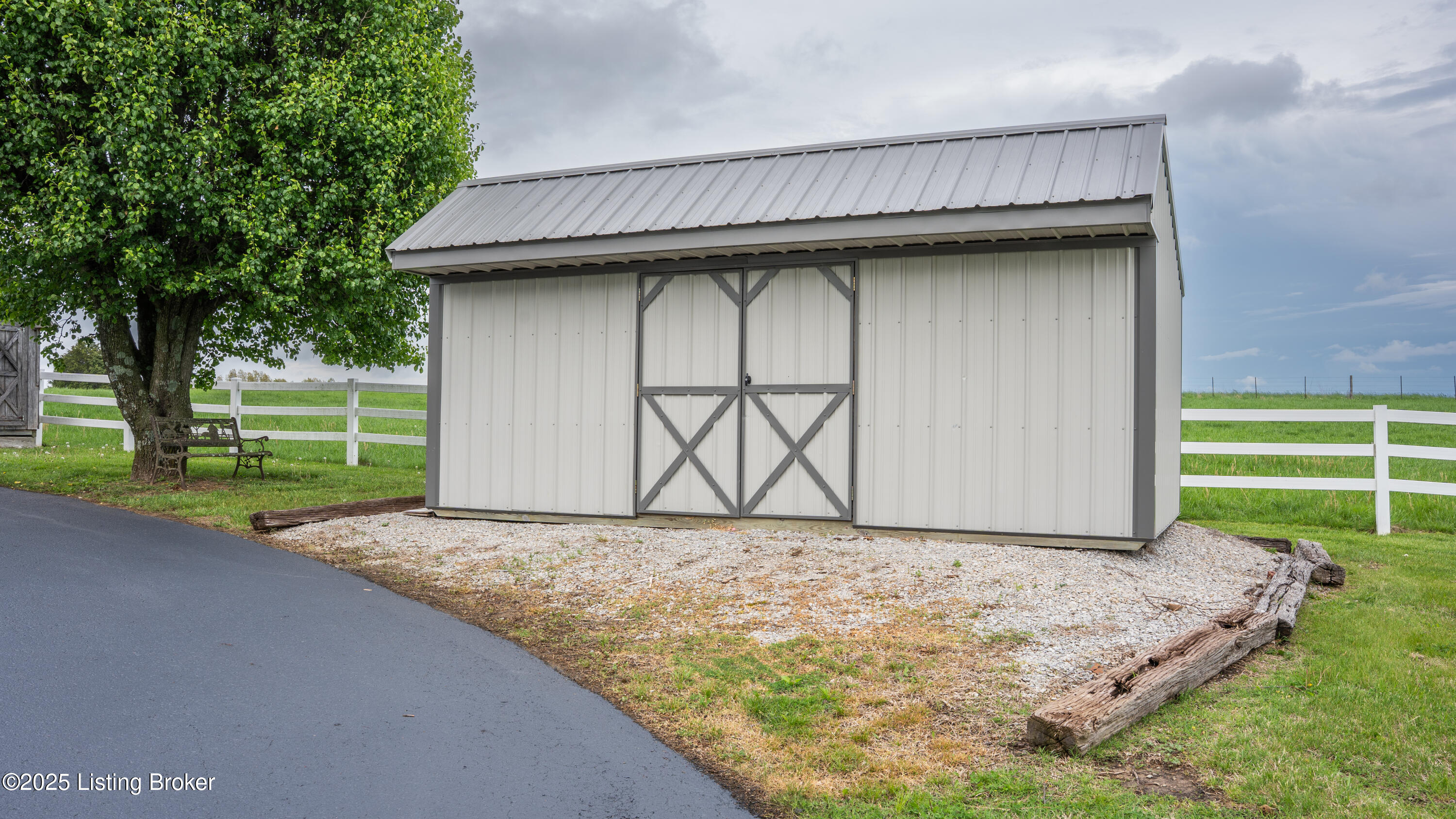1264 Ray Priddy Road Leitchfield, KY 42754 - Photo 40 of 40 DSC04546