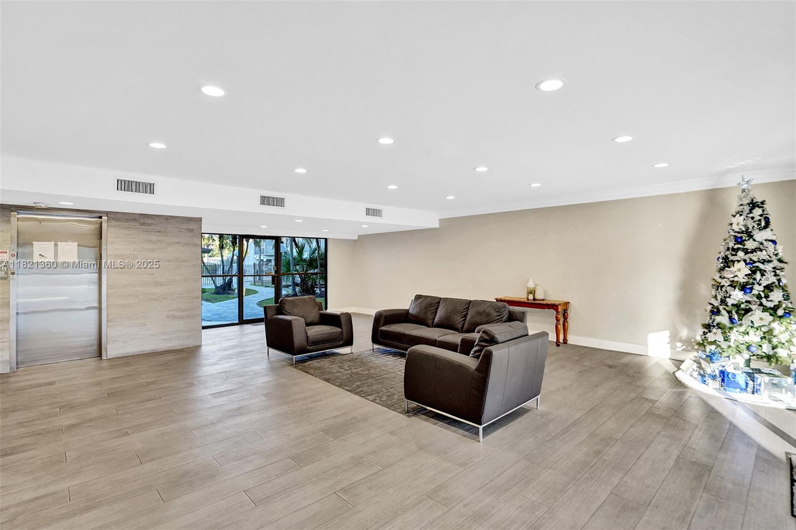 1595 Northeast 135th Street, Unit 339 North Miami, FL 33161 - Photo 12 of 24