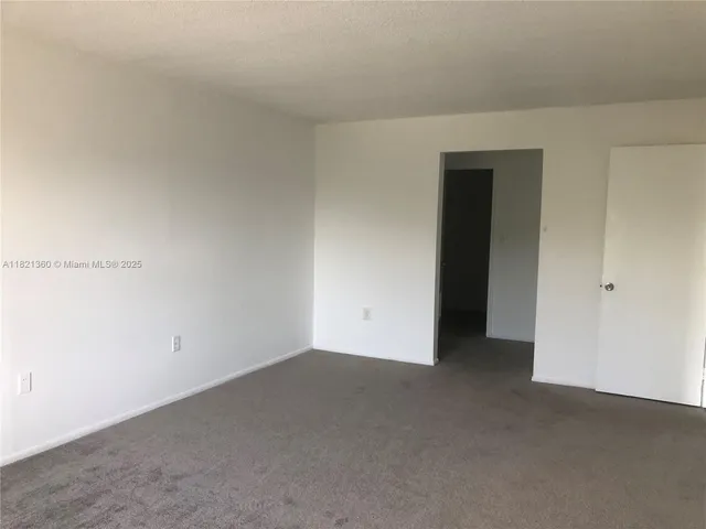 $1,900 | 1595 Northeast 135th Street, Unit 339, North Miami, FL 33161