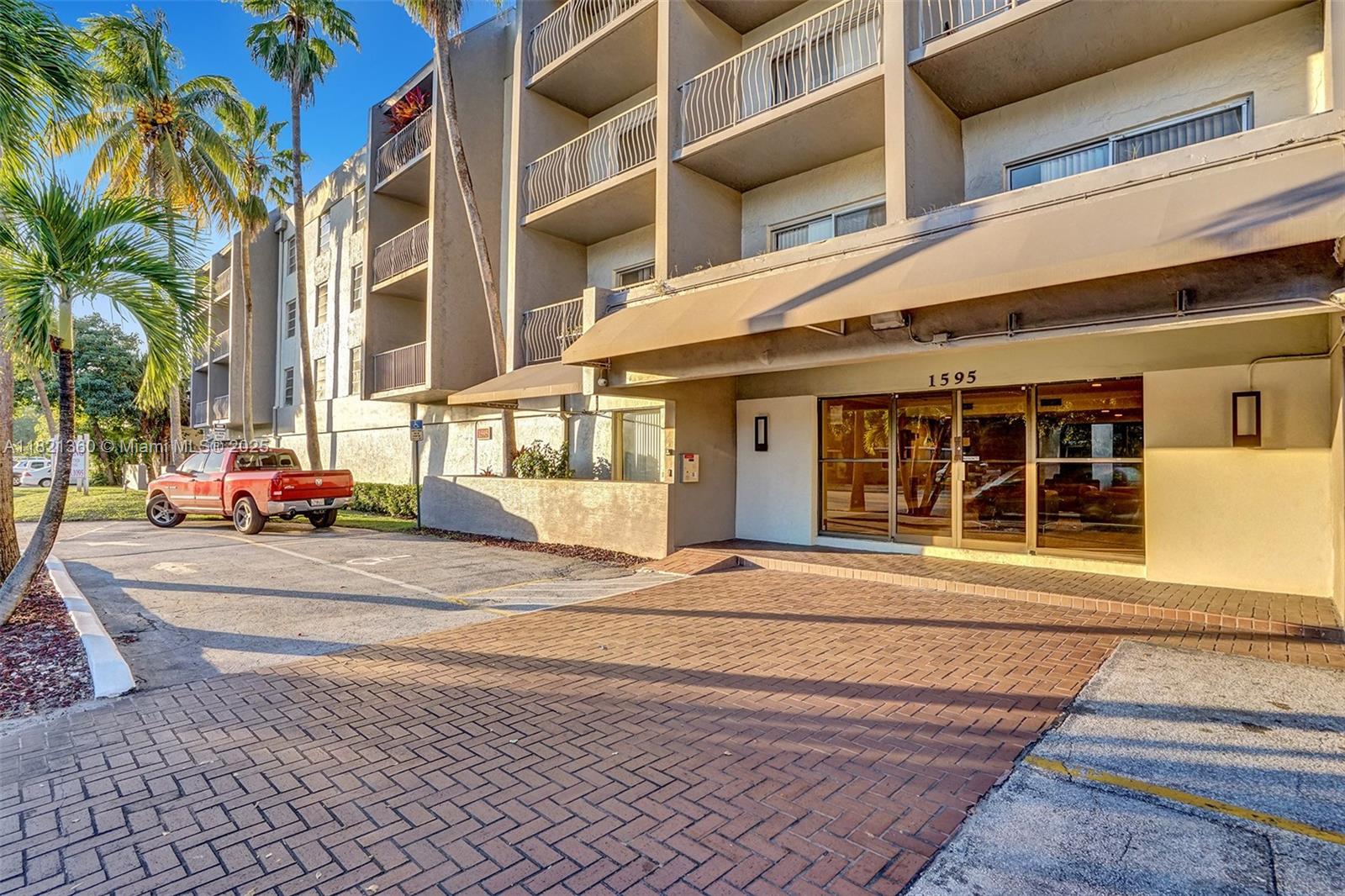 1595 Northeast 135th Street, Unit 339 North Miami, FL 33161 - Photo 7 of 24