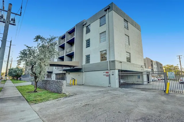 $1,900 | 1595 Northeast 135th Street, Unit 339, North Miami, FL 33161