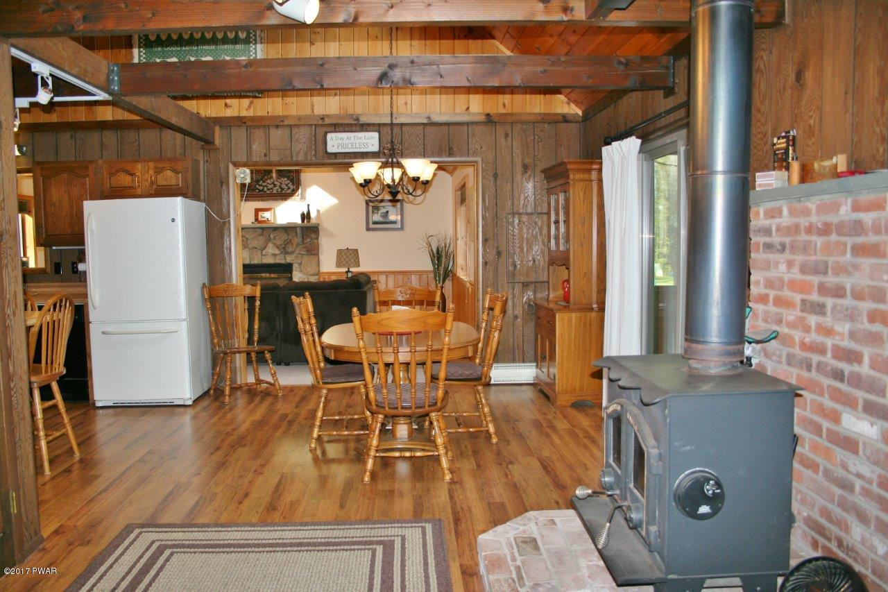 33 Rock Road Lakeville, PA 18438 - Photo 12 of 35