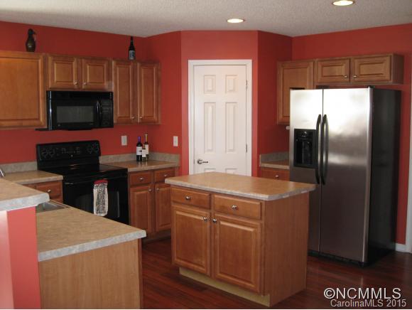 201 Yadkin Road Fletcher, NC 28732 - Photo 4 of 6