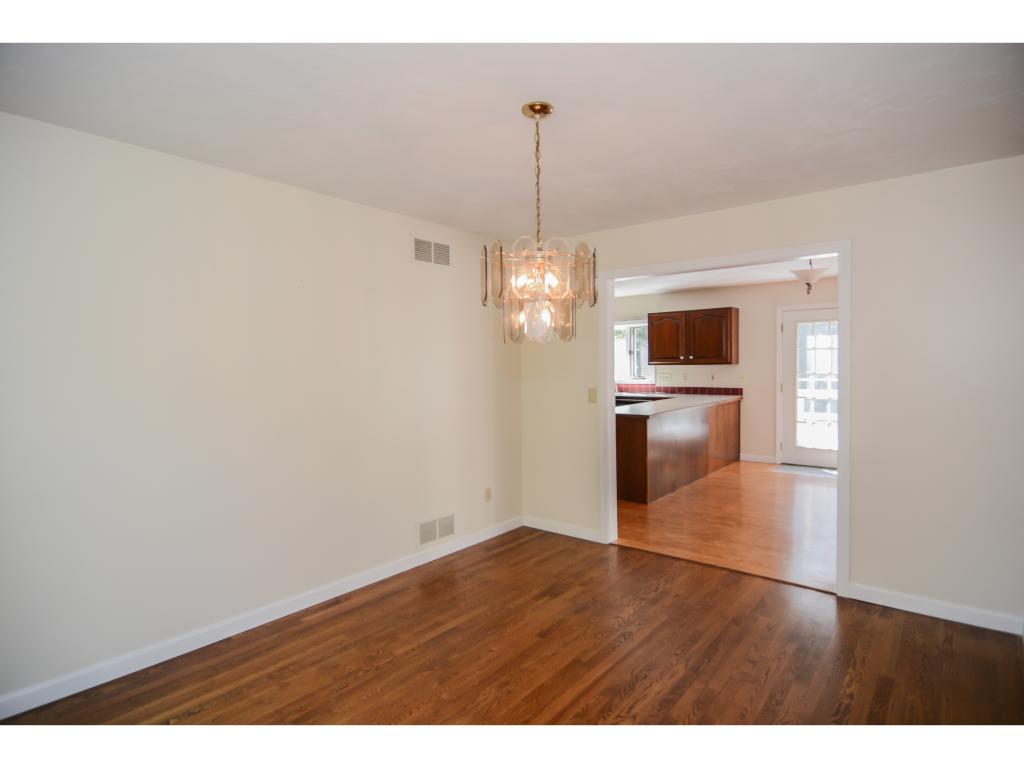 93 Tallant Road Pelham, NH 03076 - Photo 7 of 15