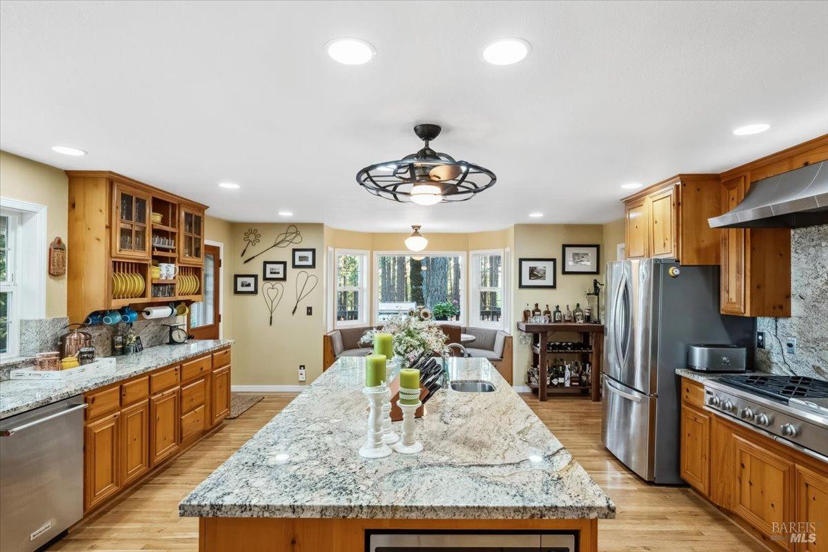 5701 Ridgewood Road Willits, CA 95490 - Photo 12 of 84