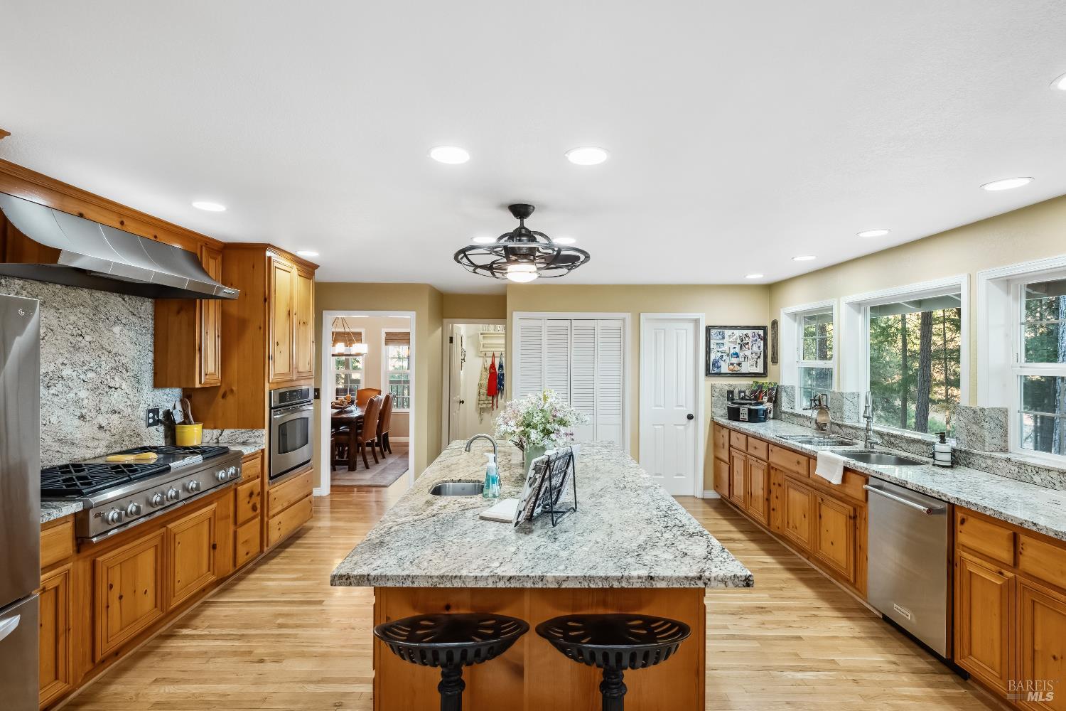 5701 Ridgewood Road Willits, CA 95490 - Photo 17 of 84