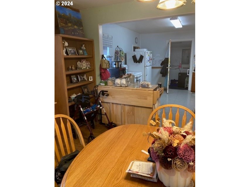 41715 George Street Pendleton, OR 97801 - Photo 9 of 26