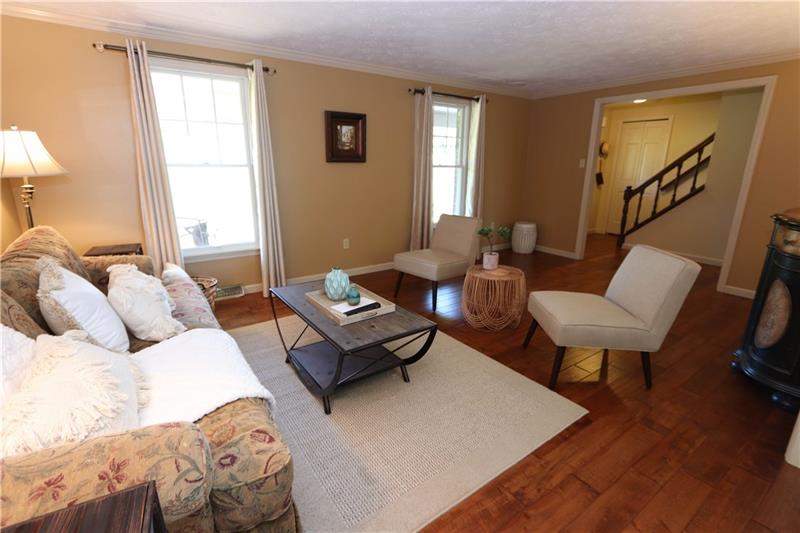 438 Fort Couch Road Pittsburgh, PA 15241 - Photo 7 of 24 Gallery Image 7
